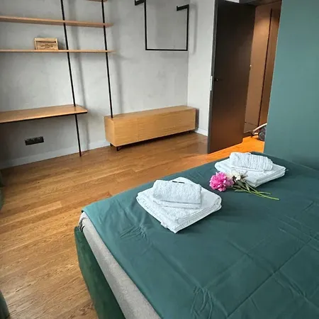 Industrial Siennicka 29b Apartment